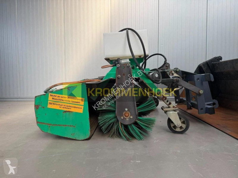 Nakladač Giant G 5000