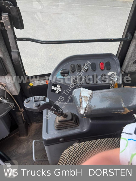Nakladač Komatsu 4706 9t Schaufel Waage LED