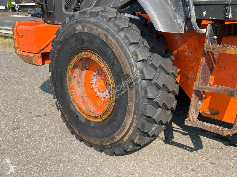 Nakladač Hitachi 5B