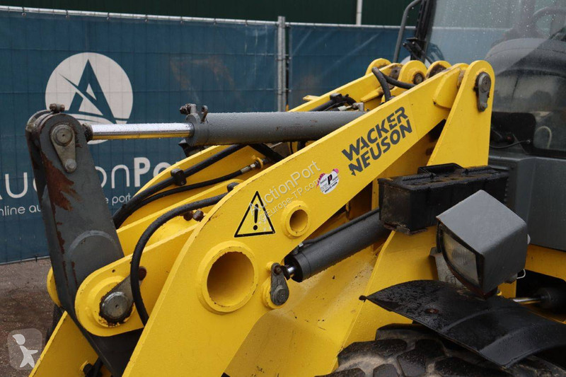 Nakladač Weidemann WL48