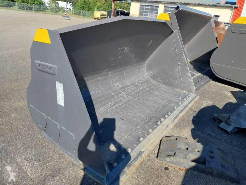 Nakladač Volvo L 110 H