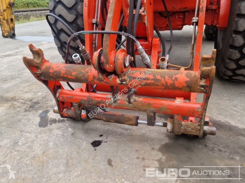 Nakladač Schaeff SKS661