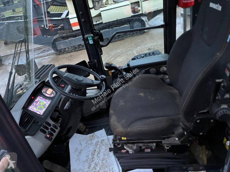 Læssemaskine Komatsu WA 270-8E0