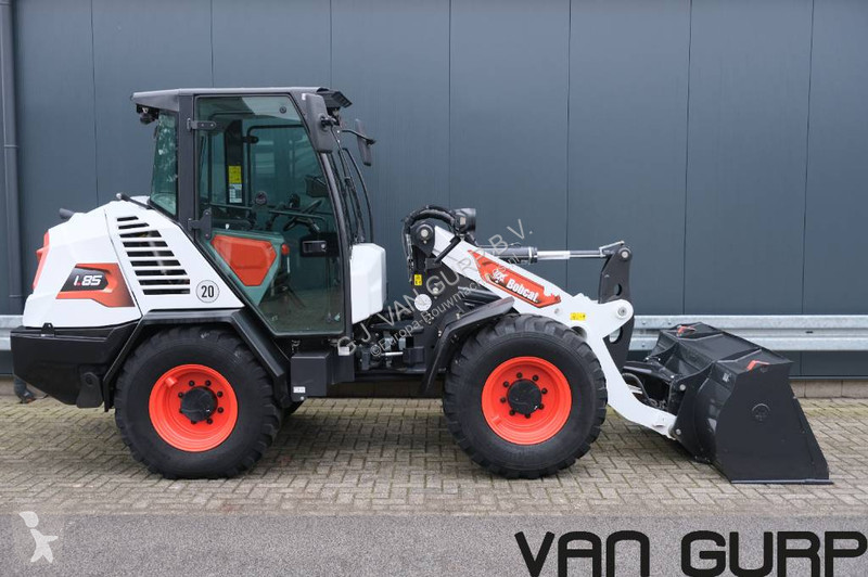Pala cargadora Bobcat L85 | 2023 | 550h | A/C |
