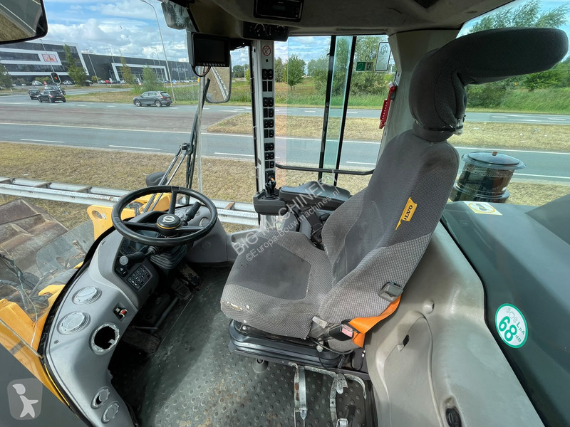 Товарач Volvo L110H