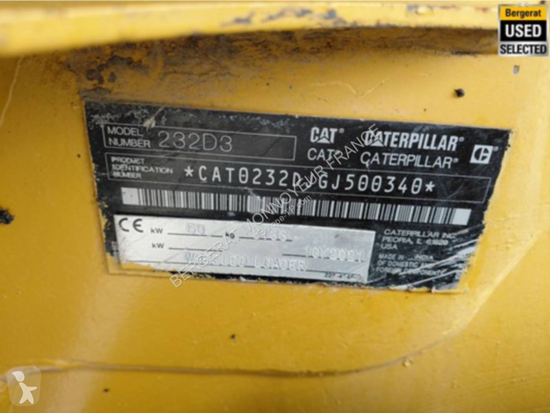 Товарач Caterpillar 232D3