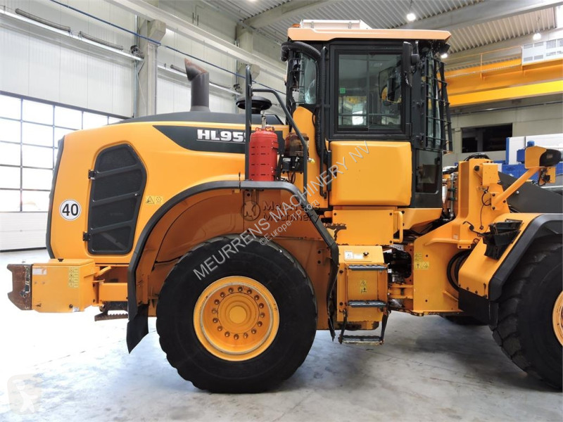 Shovel Hyundai HL955A