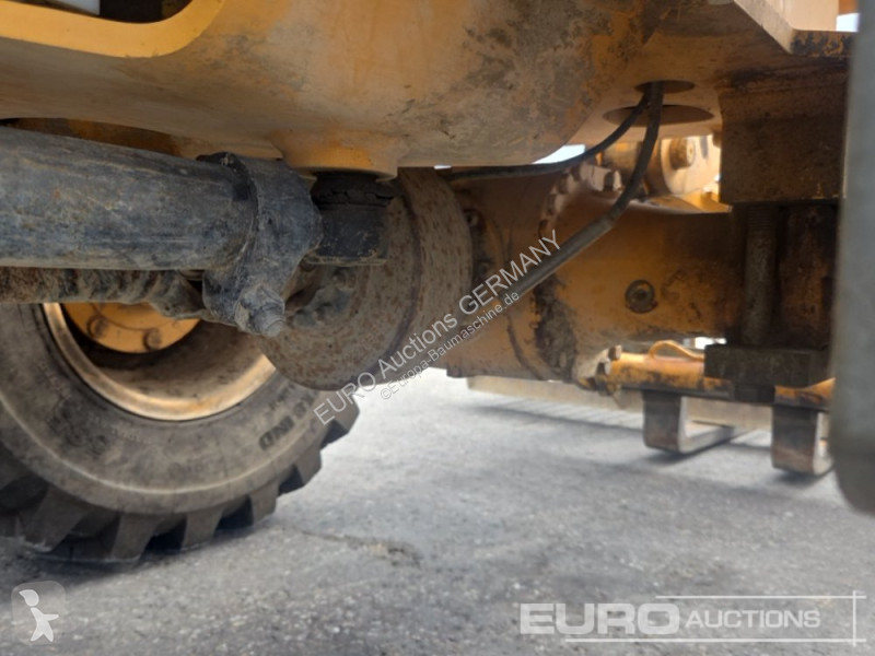 Навантажувач Liebherr L506