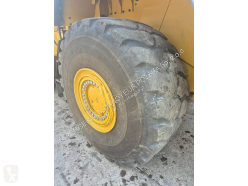 Pá carregadora Caterpillar 980-14XE