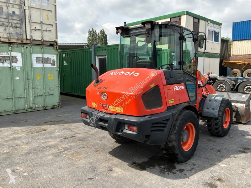 Chargeuse Kubota R065