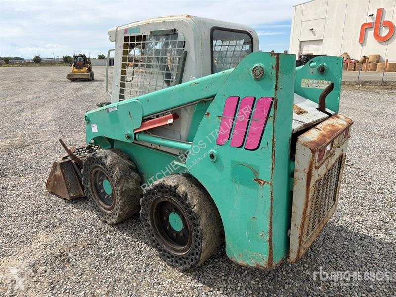 Chargeuse IHI 2041 Skid Steer Loader