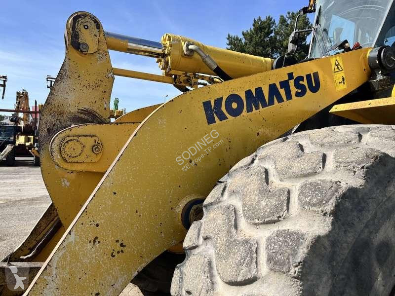 Lastare Komatsu