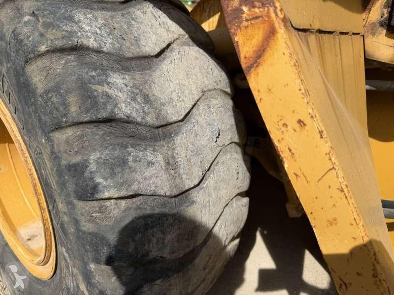 Lastare Komatsu 3201
