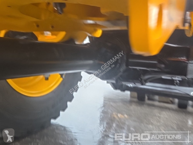 Incarcator JCB 409