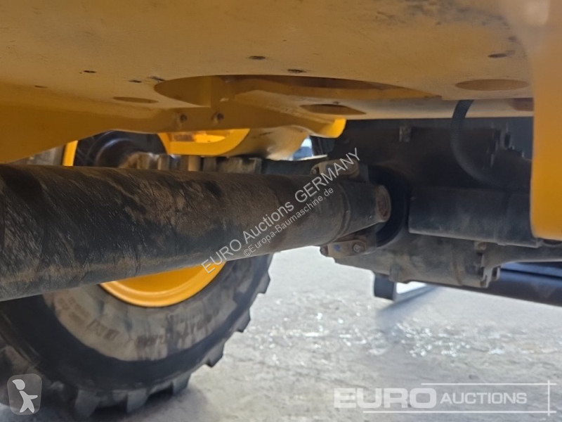 Lastare JCB 409