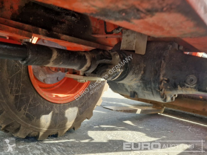 Lastare Kubota R085