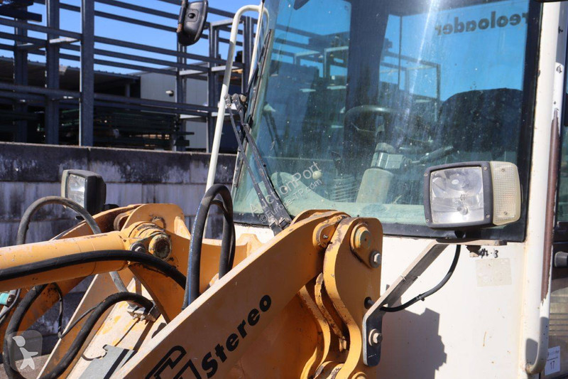 Pala cargadora Liebherr L506