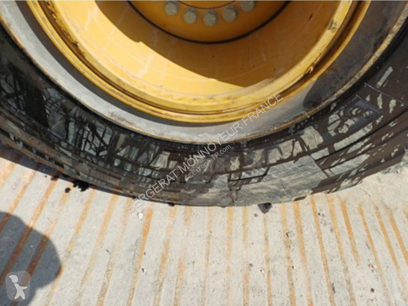 Товарач Caterpillar 972M XE