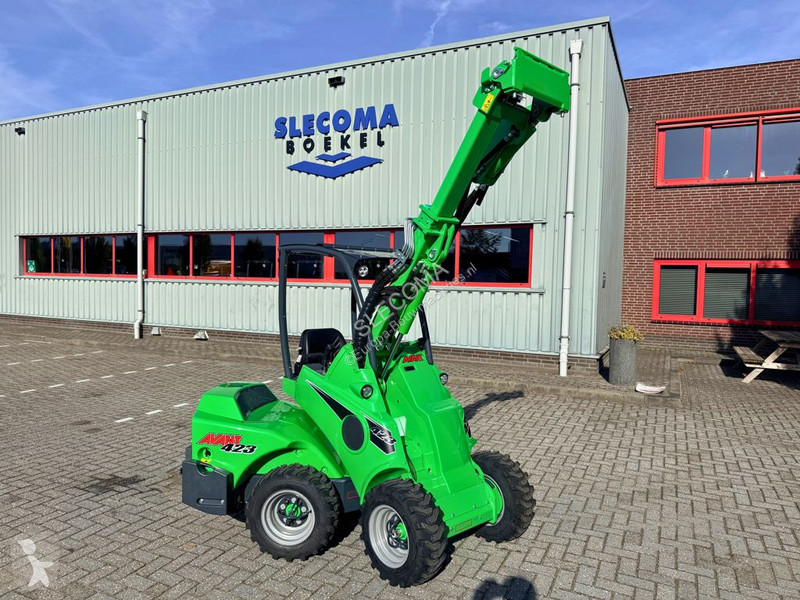 Chargeuse Avant tecno 423 TDL Shovel