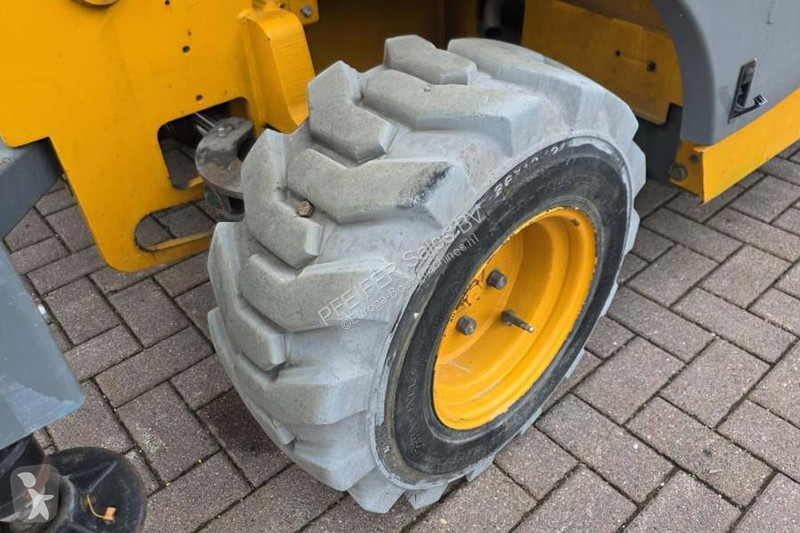 Chargeuse Haulotte Compact 12DX Diesel, 4x4...