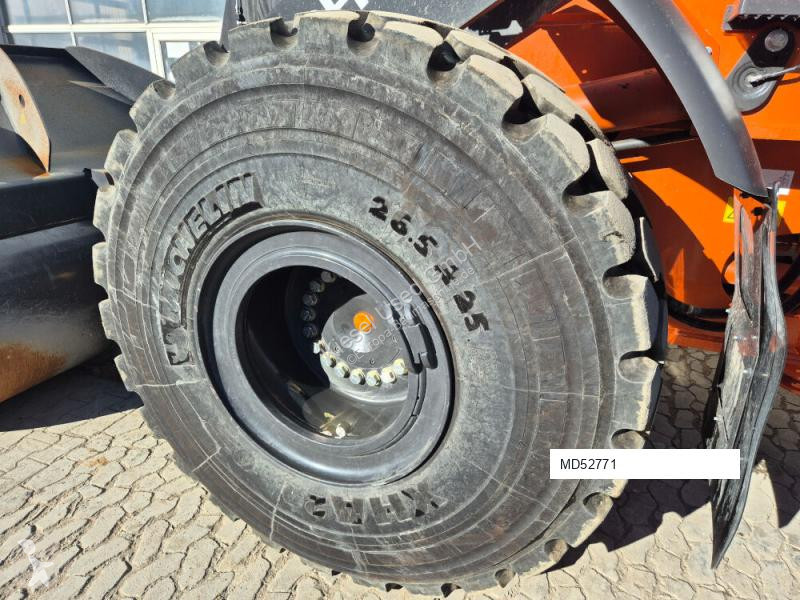 Товарач Hitachi 7