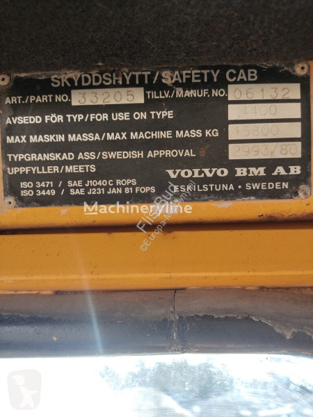 Товарач Volvo BM 4400