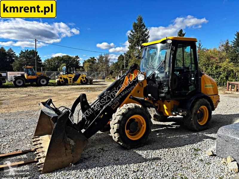 مُحمّلة JCB 406 B ŁADOWARKA KOŁOWA 2013R | |...