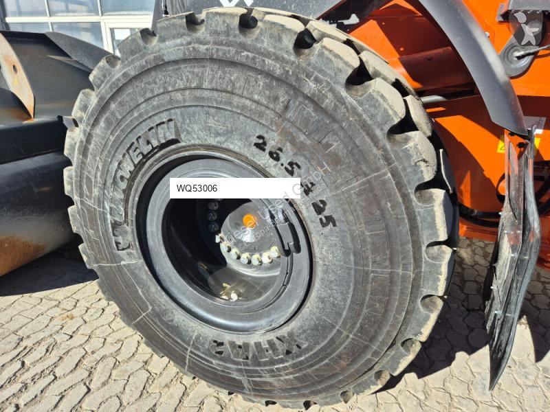 Товарач Hitachi 7