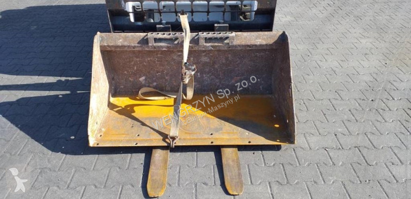Nakladač Bobcat Miniładowarka kołowa BOBCAT S100