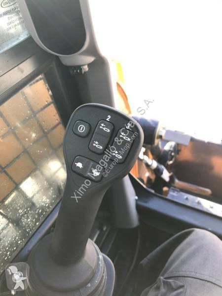 Pala cargadora Case SR175B