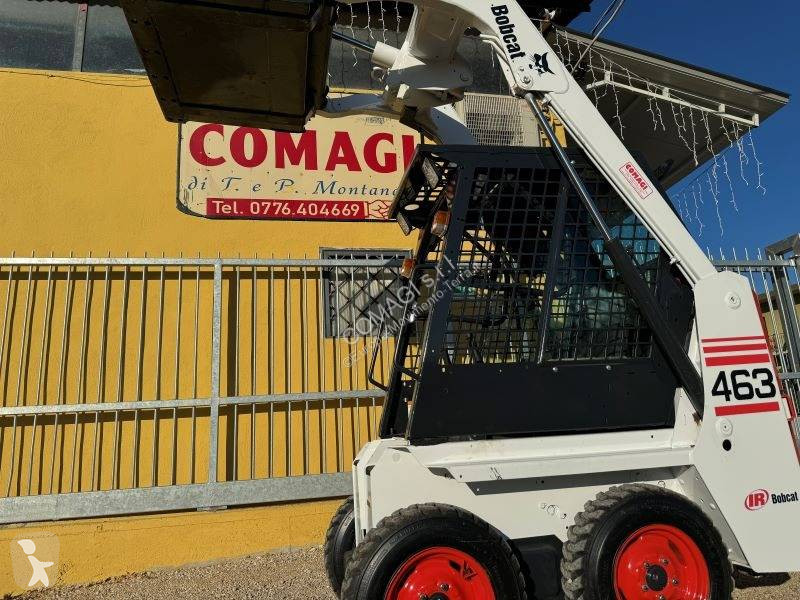 Shovel Bobcat