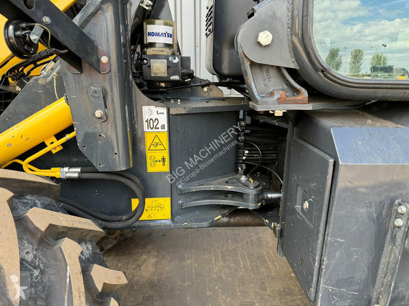 Pala Komatsu WA100M-8EO - New Tires