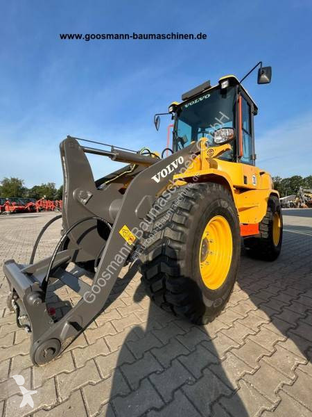 Pala Volvo L30HS - Neumaschine