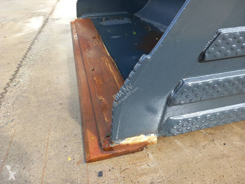 Shovel Komatsu WA480-8E0