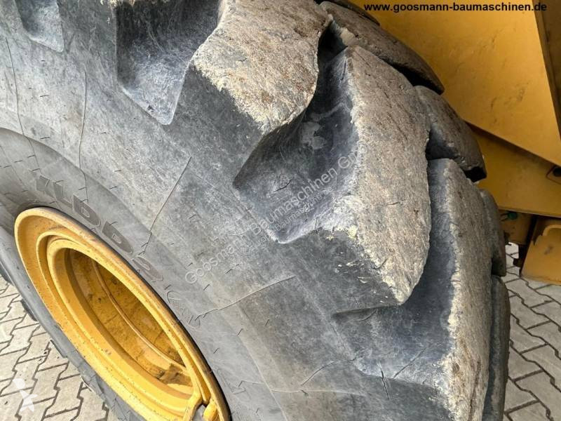 Shovel Caterpillar 972M XE