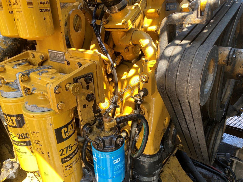 Shovel Caterpillar NVT