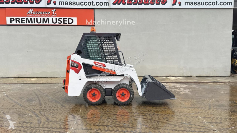 Shovel Bobcat