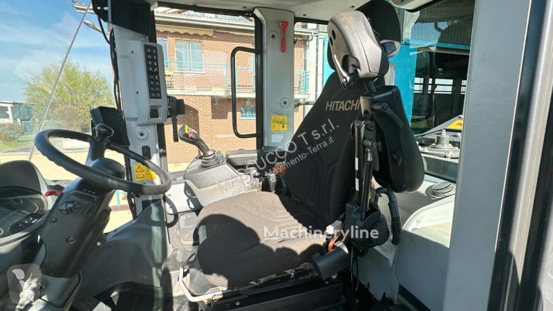 Shovel Hitachi -7