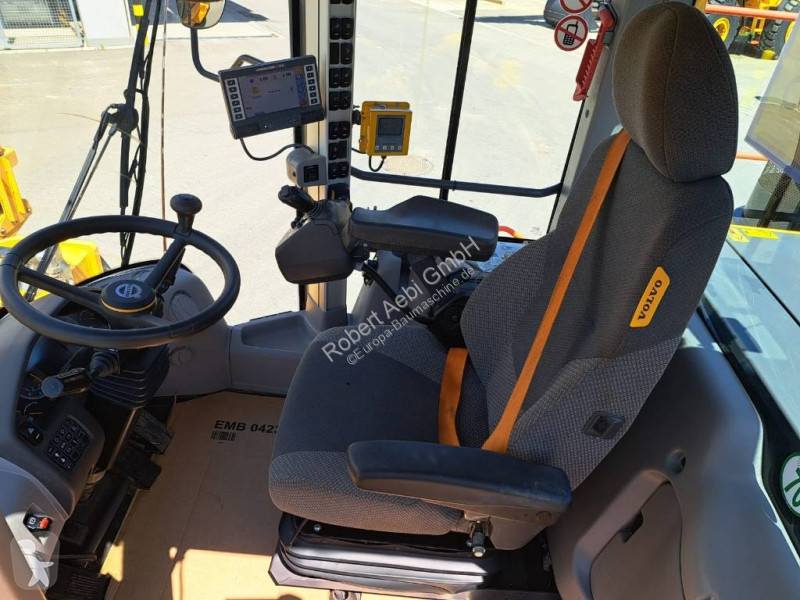 Incarcator Volvo L 220 H