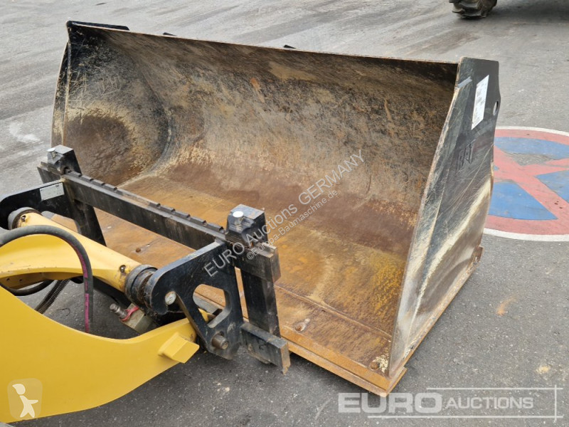 Pala Caterpillar 908