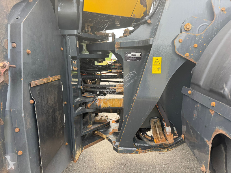 Shovel Komatsu WA500-8 Wheel Loader