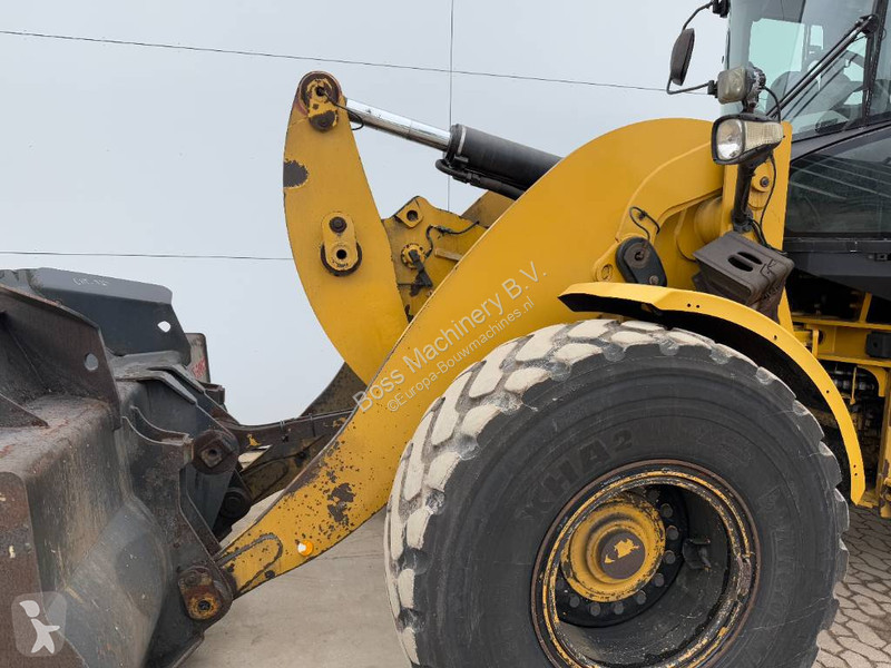 Pala Caterpillar - German German / Backup Camera