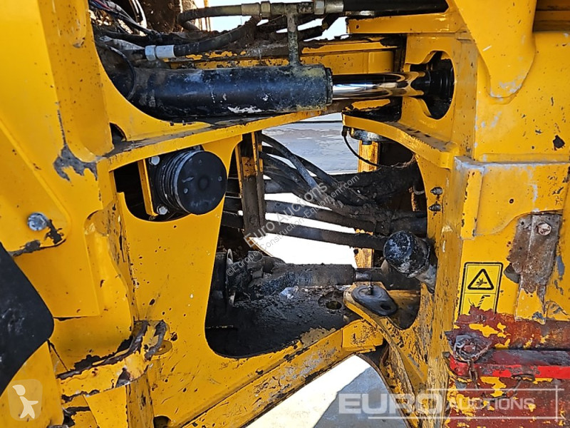 Nakladač JCB 437HT