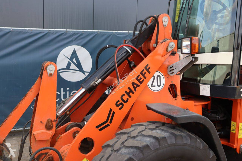 Pala cargadora Schaeff TL100