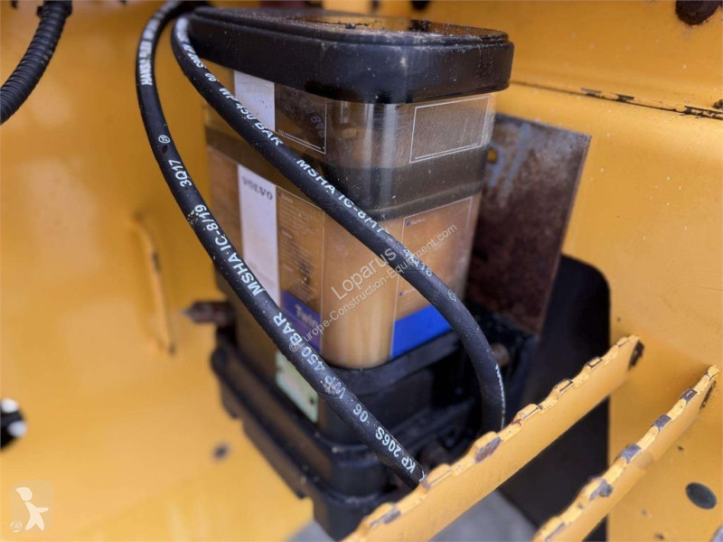 Shovel Volvo 4rd line , coupler