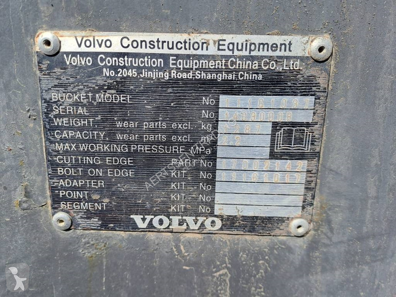 Pá carregadora Volvo L 105