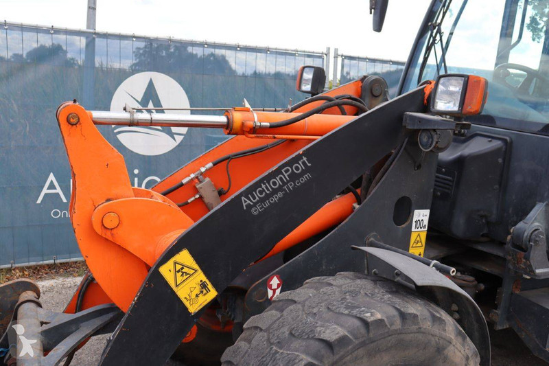 Pá carregadora Komatsu WA70-7