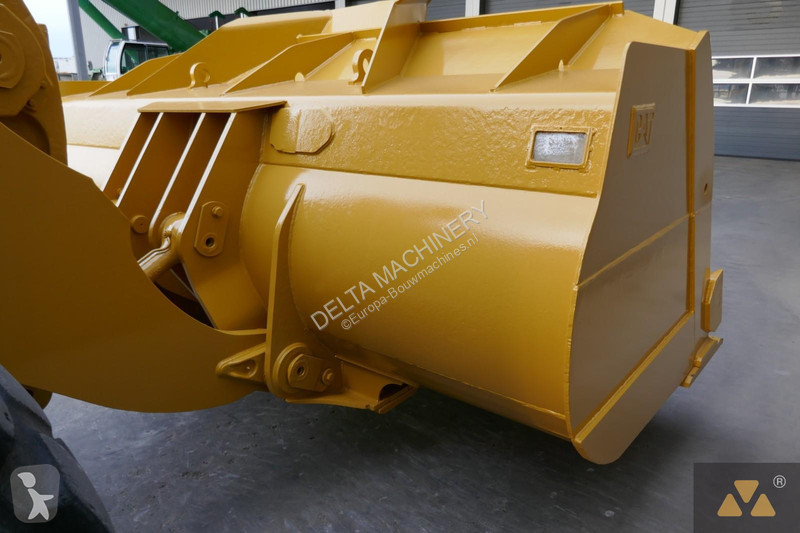 Nakladač Caterpillar 980M
