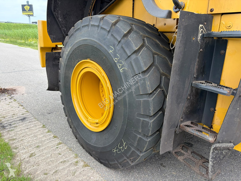 Nakladač Caterpillar 972M XE (TXX-54-D)
