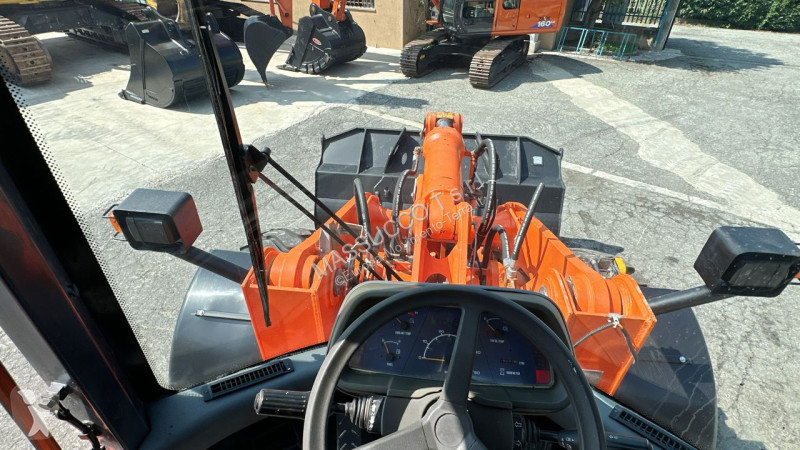 Фронтальный погрузчик Fiat Kobelco